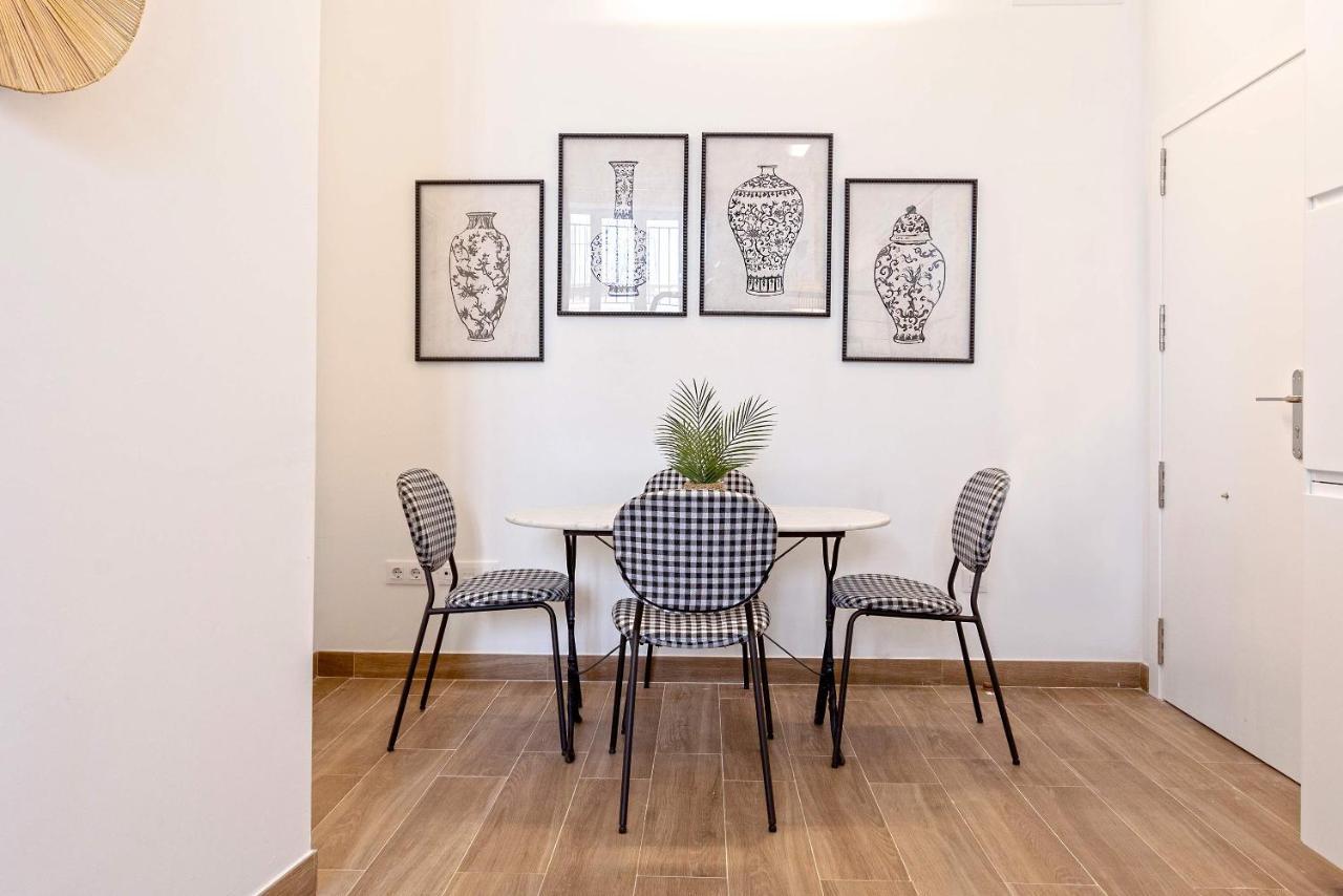 Genteel Home Pajaritos 17 Siviglia Esterno foto